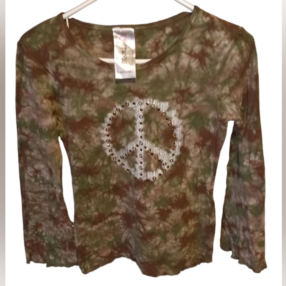 BoHo Tie-dye Camo Sparkly Peace Sign Top, Knitworks, XL